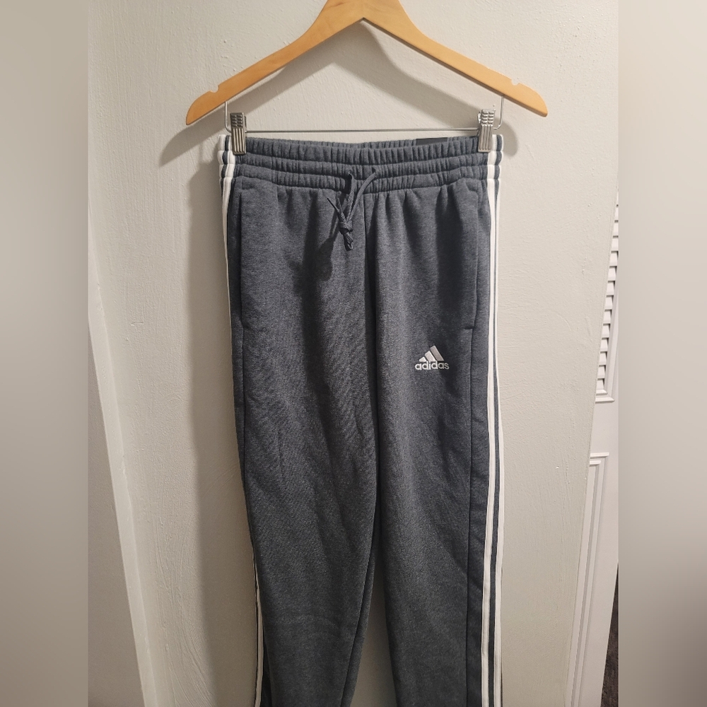 NWT Adidas 3 Stripe Grey Terry Cotton Jogger Mens Small